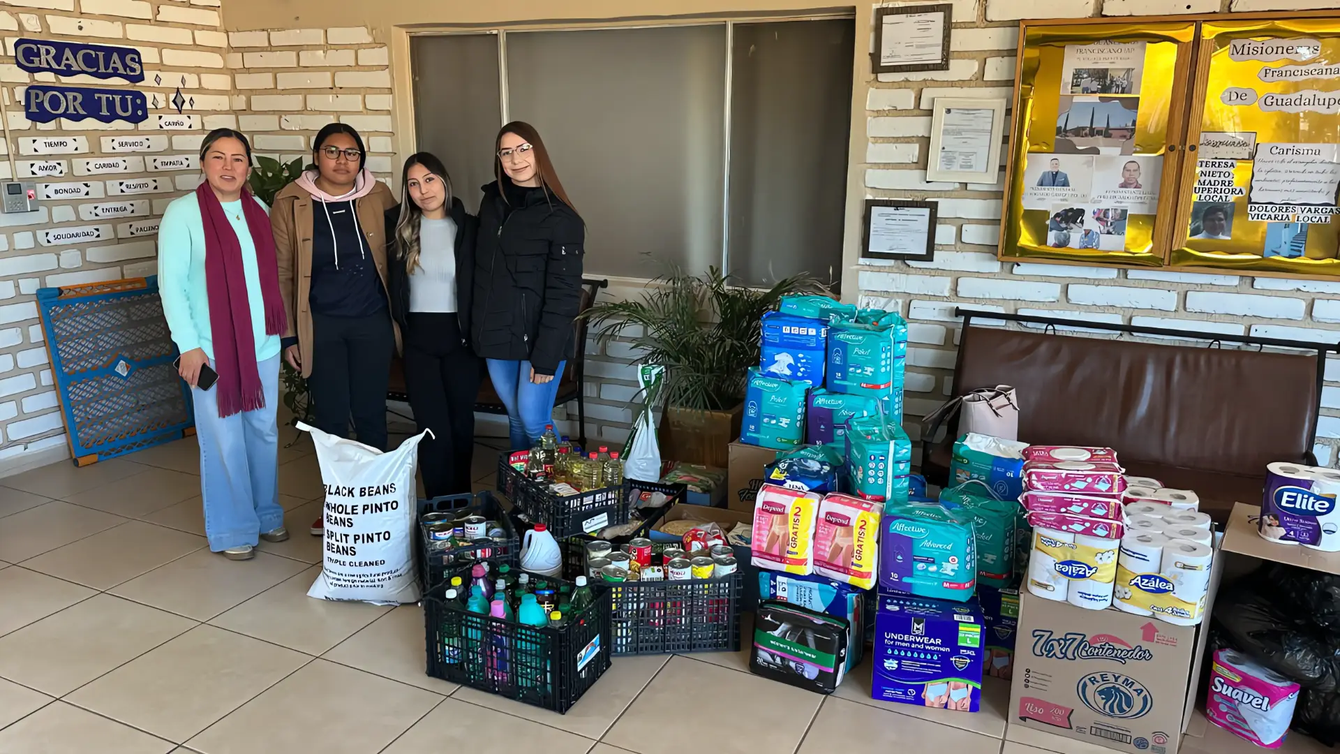 Unidos por la Esperanza: Apoyo al Asilo de Ancianos Franciscano
