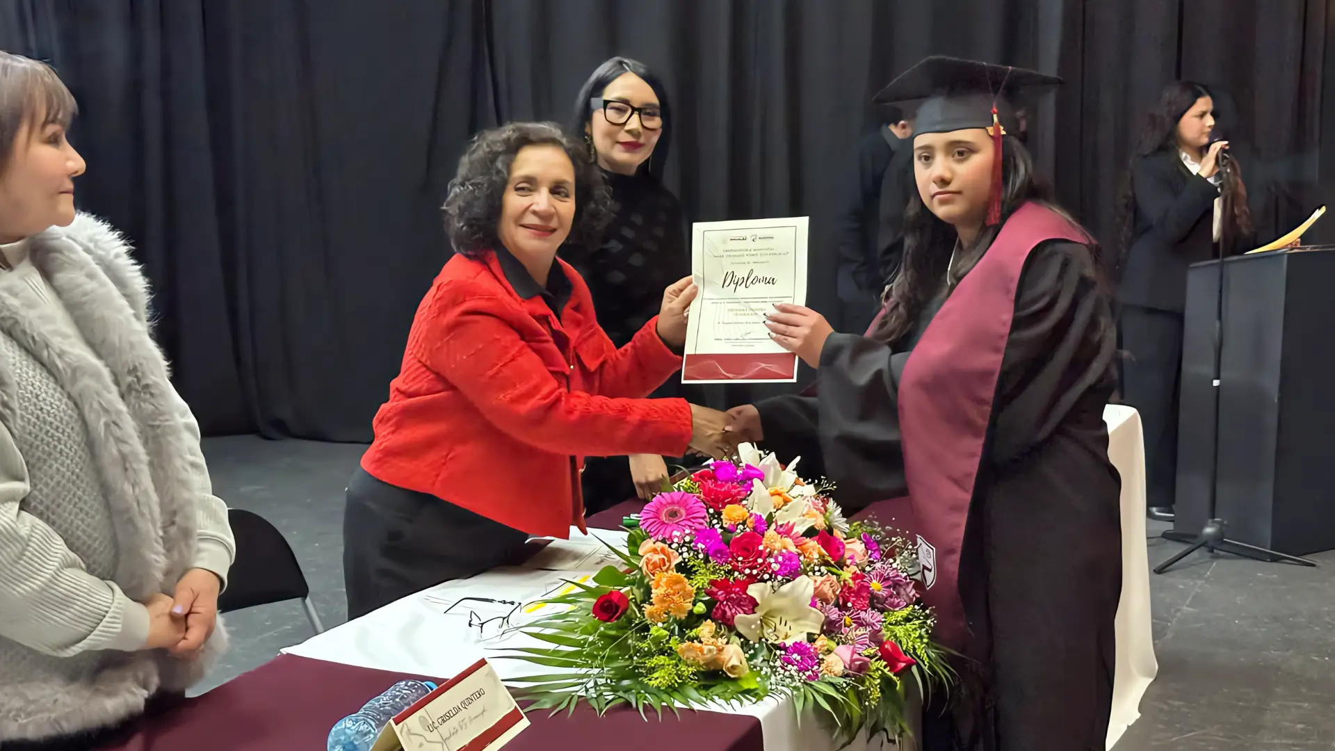 54 jóvenes se gradúan de la Preparatoria Municipal Omar Osvaldo Romo Covarrubias
