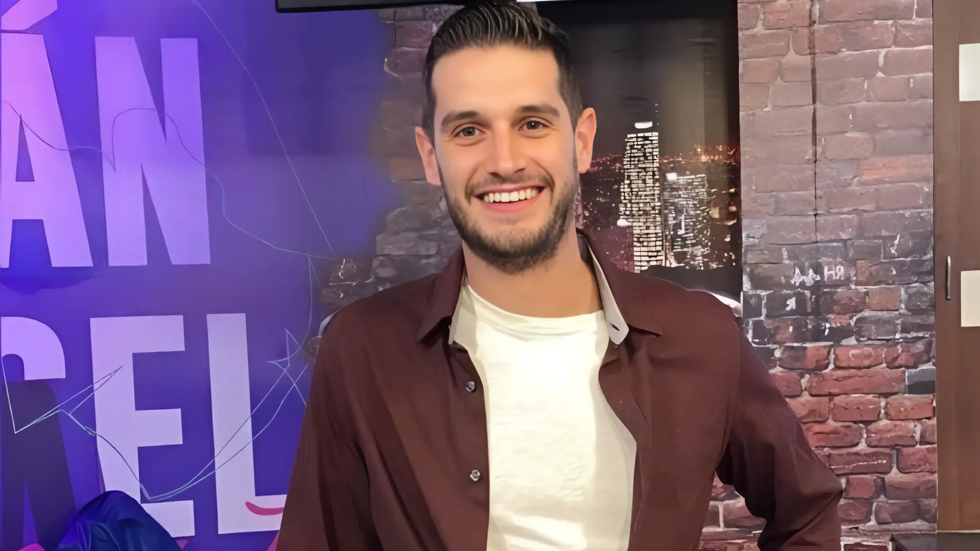 Adrián Marcelo: El precio de la fama online
