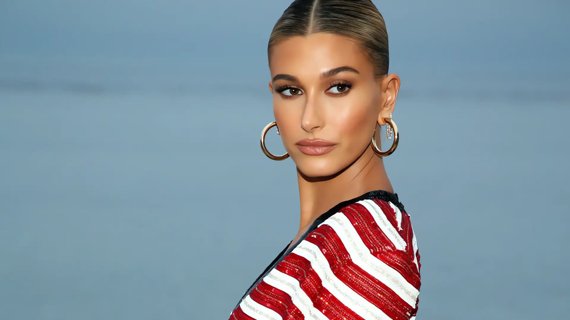 Hailey Bieber: Estilo Coachella
