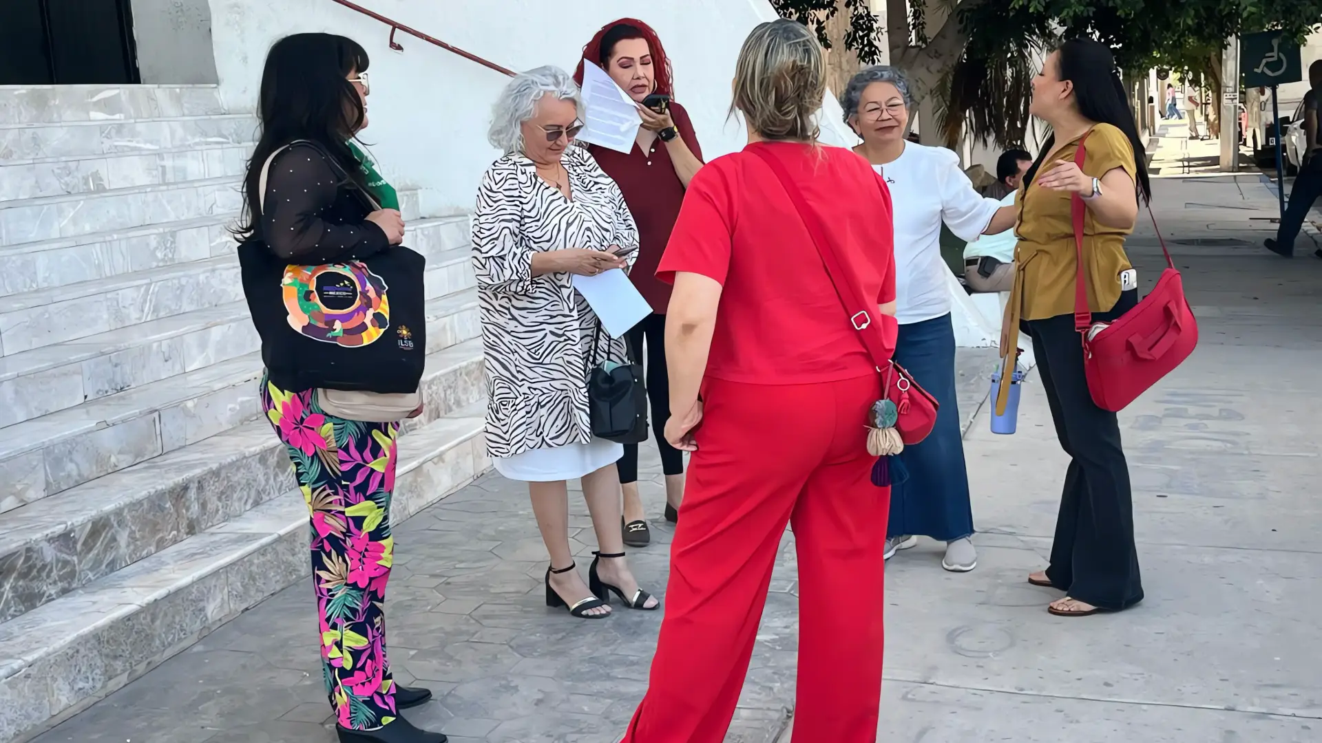 Feministas exigen atención a la deuda histórica con las mujeres
