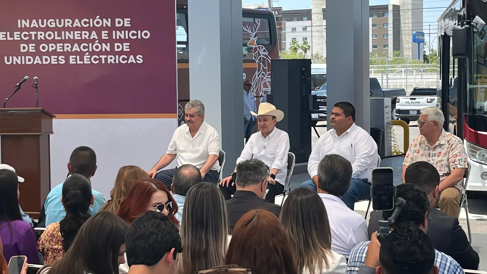 Sonora estrena su primera electrolinera de carga rápida
