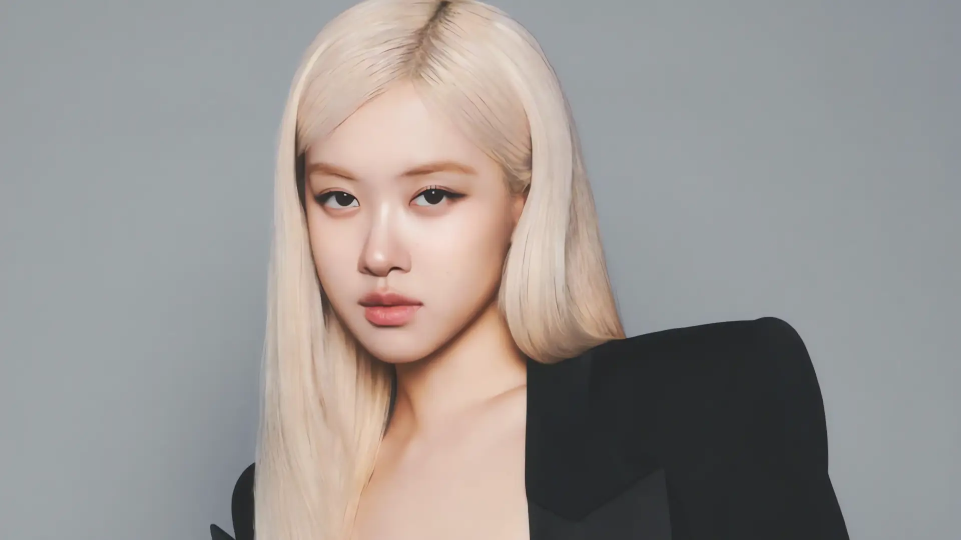 Rosé de BLACKPINK se disfraza de anciana para pasar desapercibida
