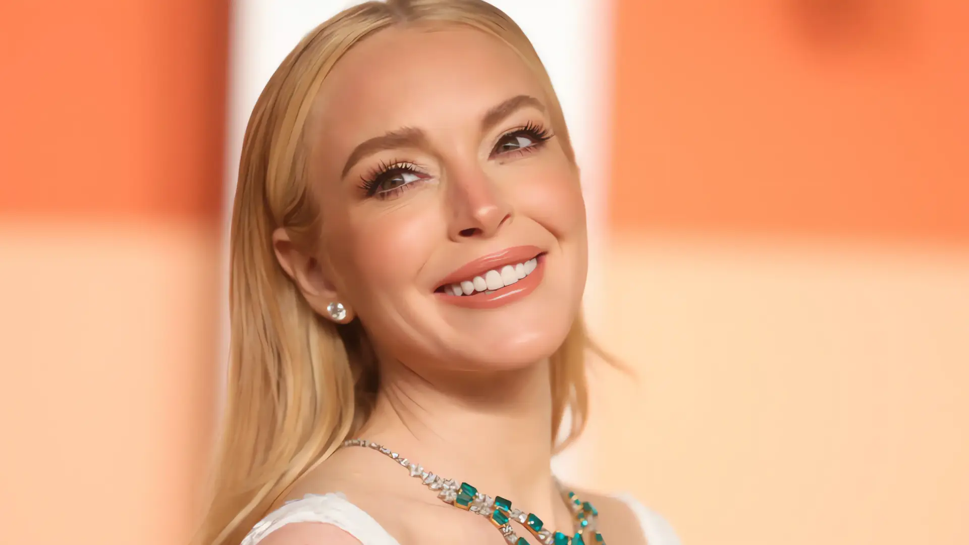 Lindsay Lohan sorprende con selfie al natural
