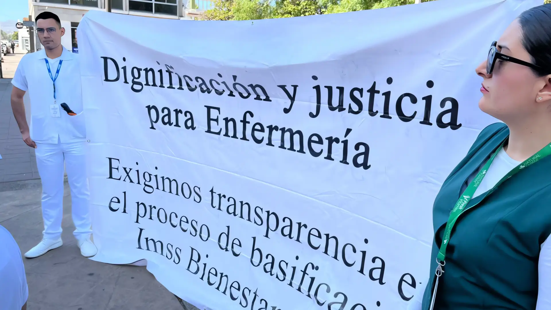 Eventuales del IMSS-Bienestar exigen seguridad social
