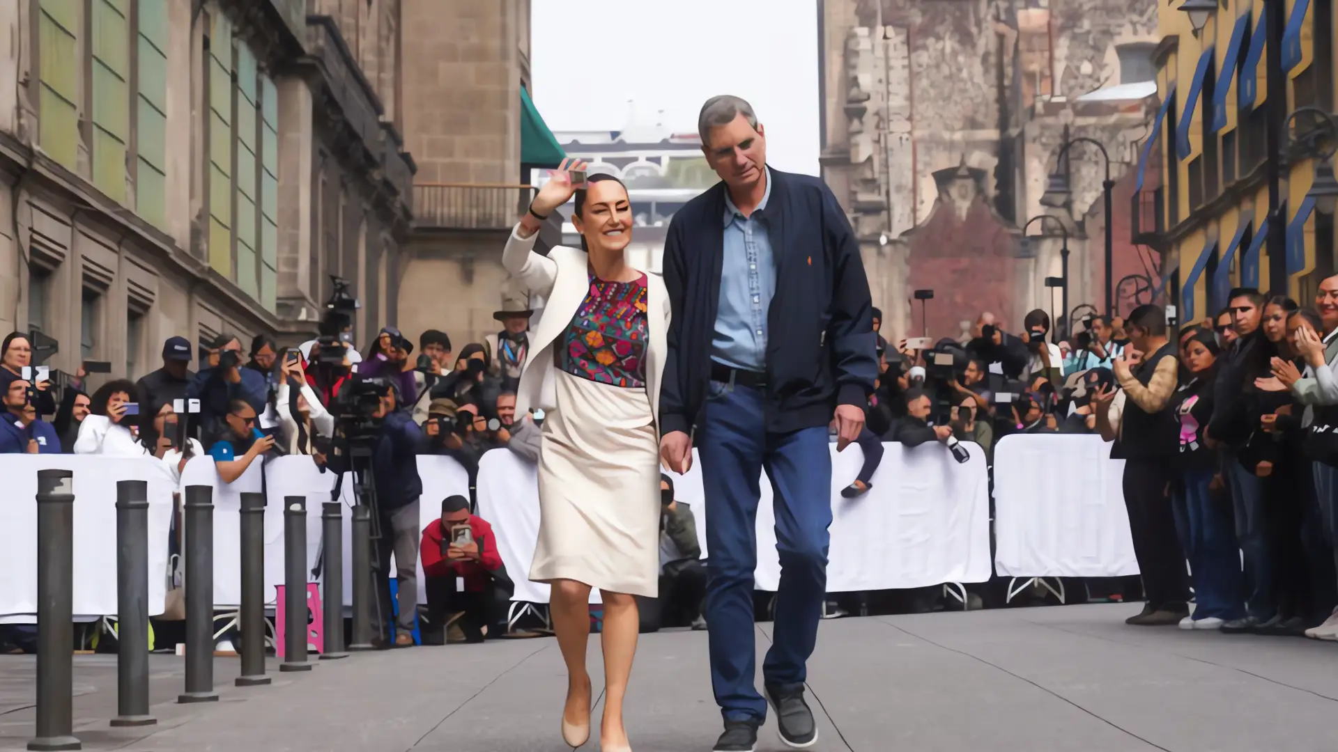 Sheinbaum defiende a su esposo tras polémica por uso de "acordeón" en elección judicial
