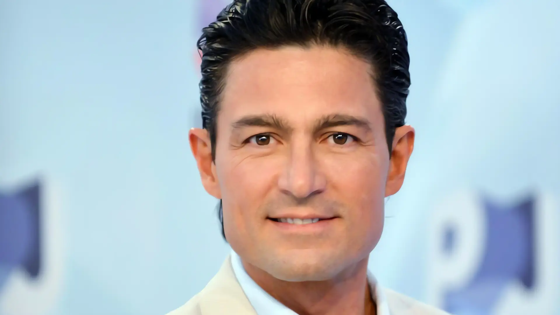 Colunga desmiente rumores de paternidad
