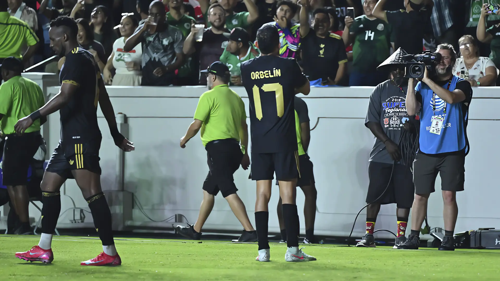 Orbelín Pineda da el triunfo a México sobre Turquía
