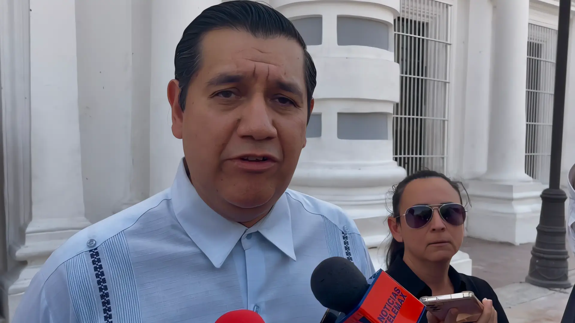 25 adolescentes arrestados con arma ilegal
