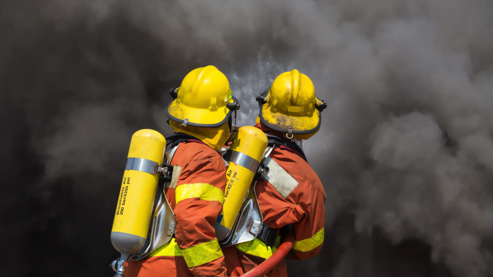 Hombre muere tras incendio en Phoenix
