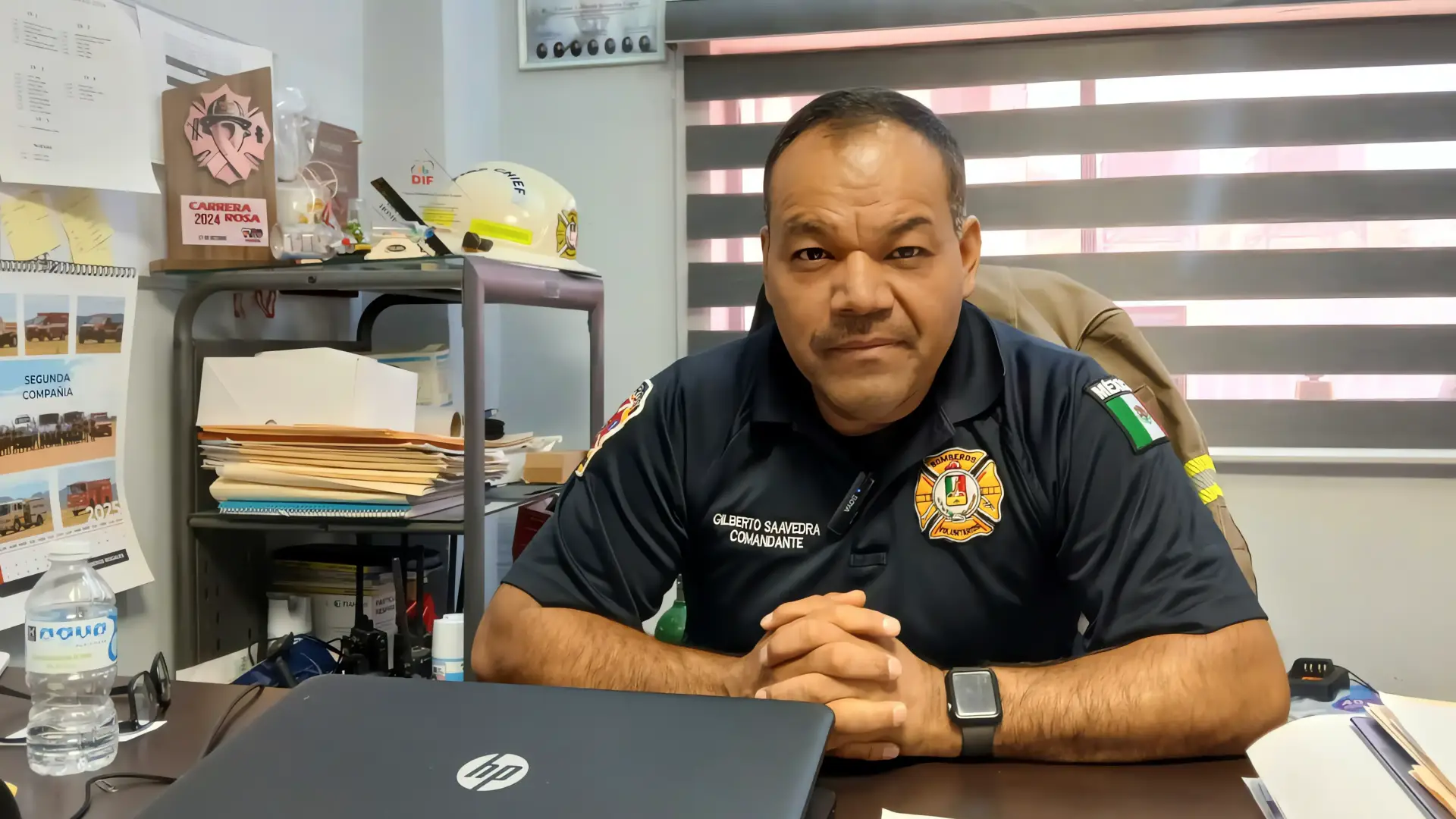 Bomberos de Nogales apoyan a mujeres con cáncer de mama
