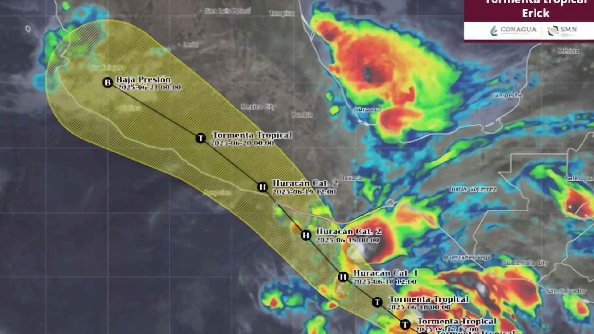 Huracán Erick se intensifica, amenaza costas mexicanas como categoría 2
