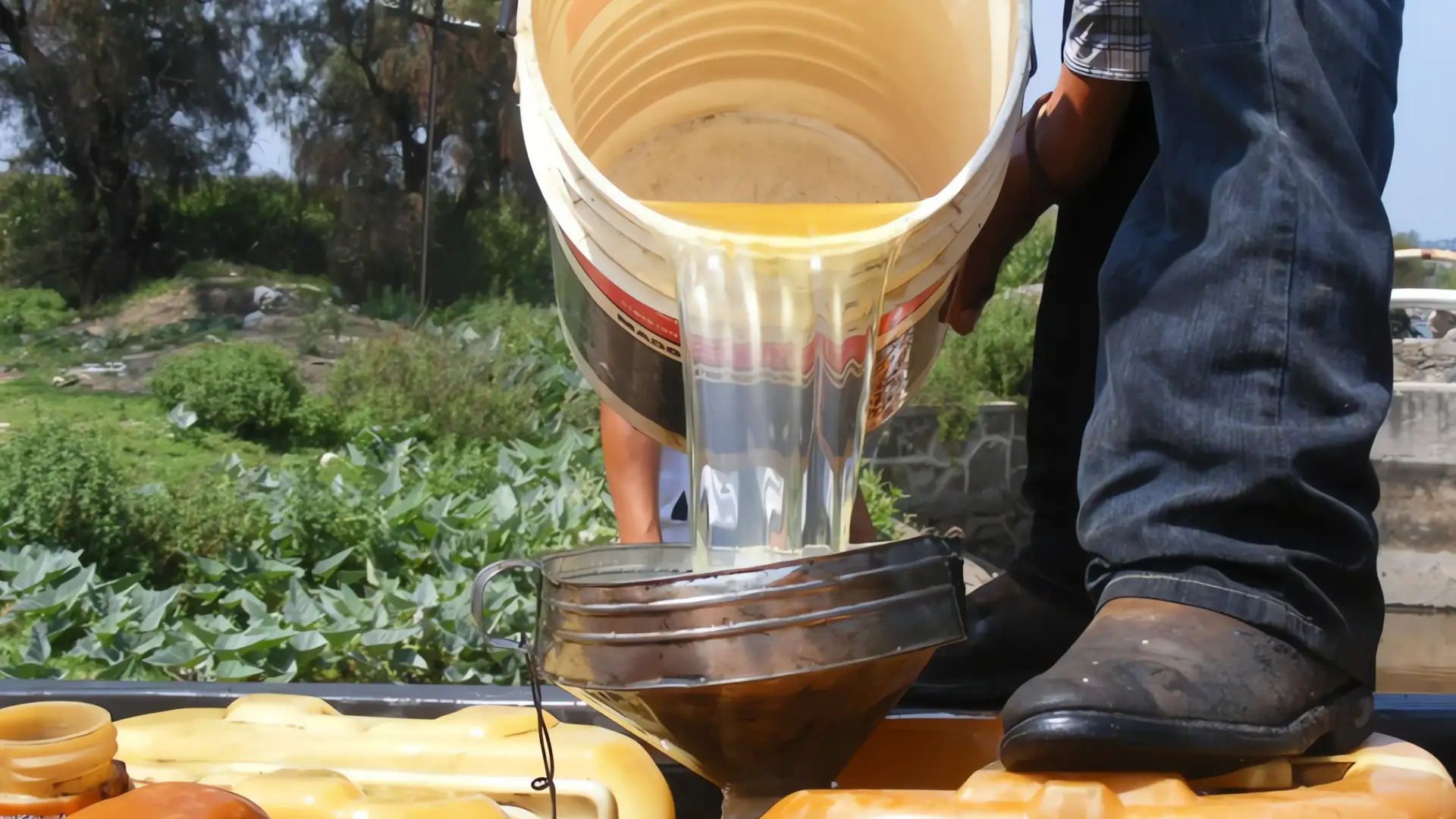 Desmantelan red de huachicol en el centro de México; 32 detenidos
