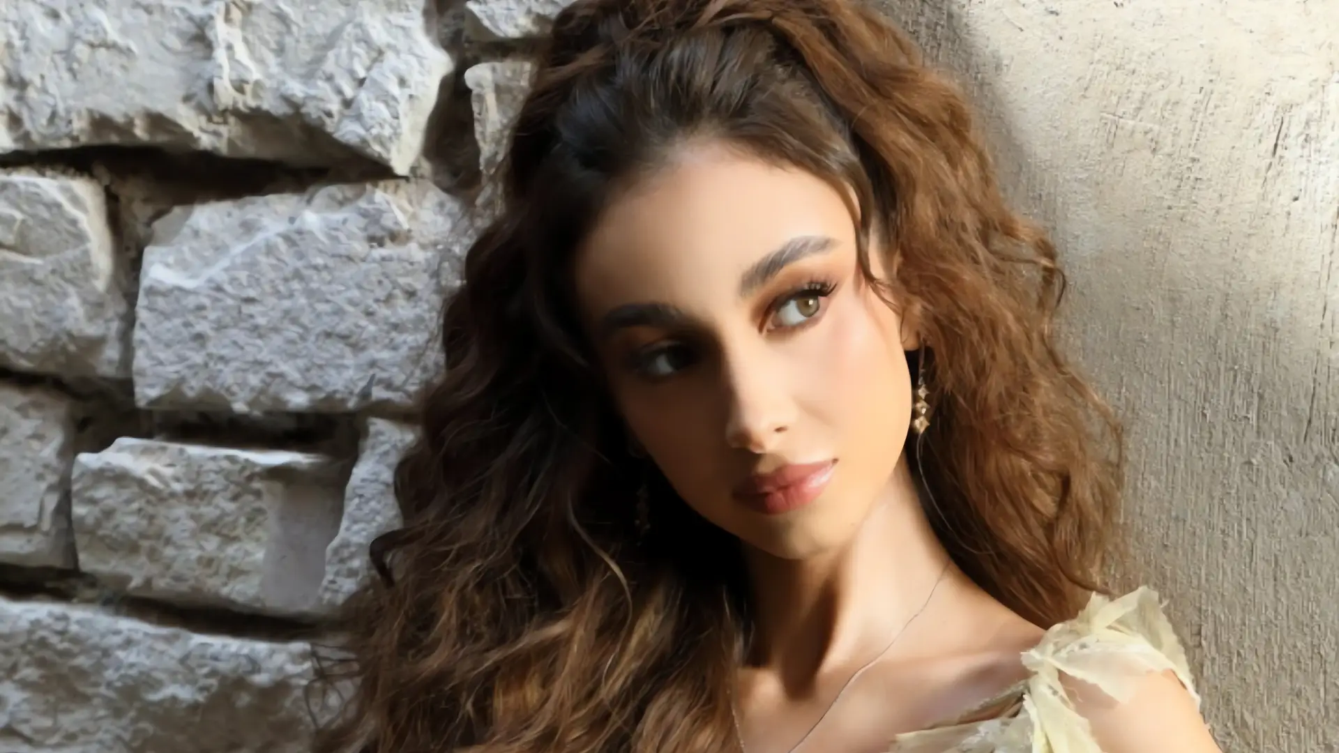 Mar Solís: Brillar con luz propia más allá del legado familiar