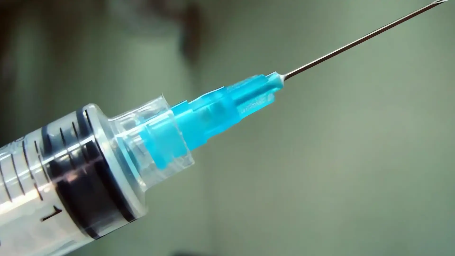 Alerta sanitaria en México por el aumento del consumo de "droga zombie"
