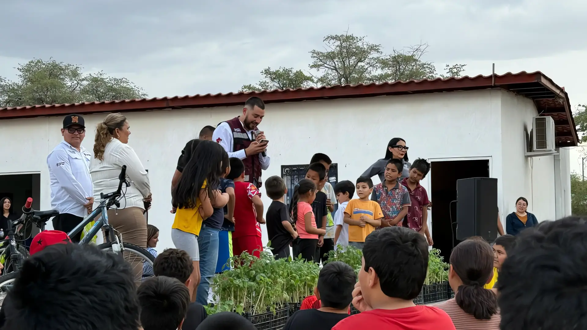 La Mesa se une en jornada comunitaria
