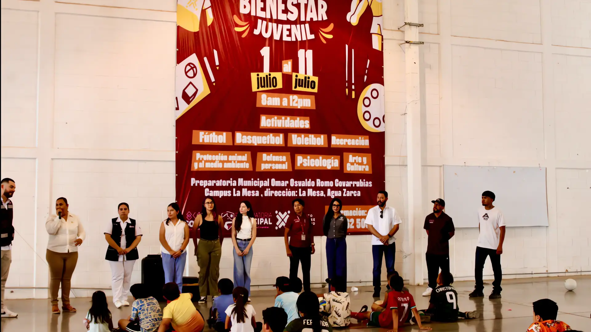 ¡Inscríbete a nuestros campamentos de verano gratuitos!
