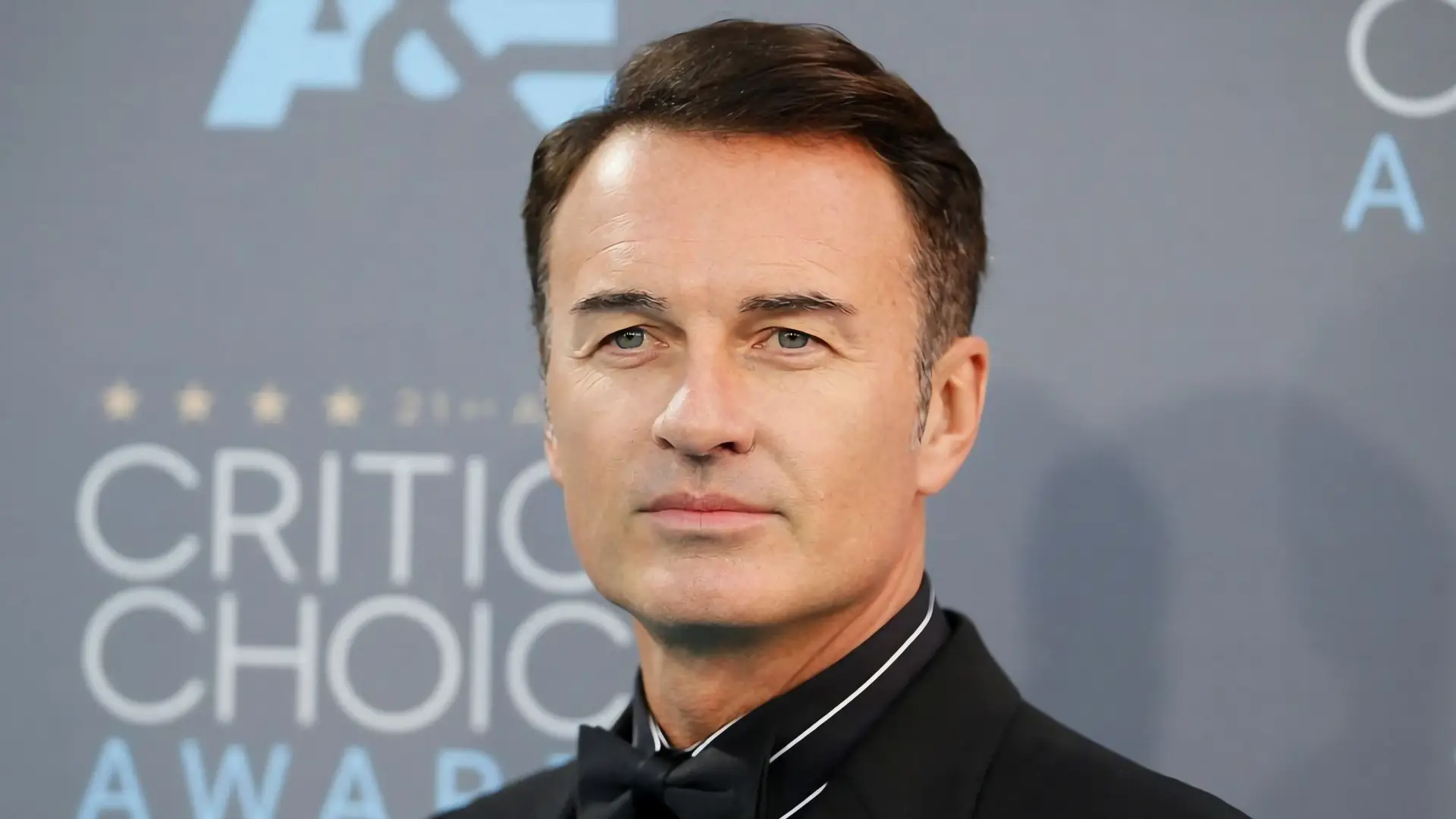 Muere Julian McMahon, actor de "Hechiceras" y "Los Cuatro Fantásticos", a los 56 años
