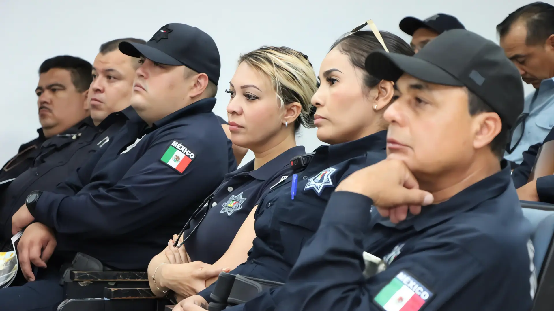 Agentes policiacos reciben capacitación sobre fentanilo
