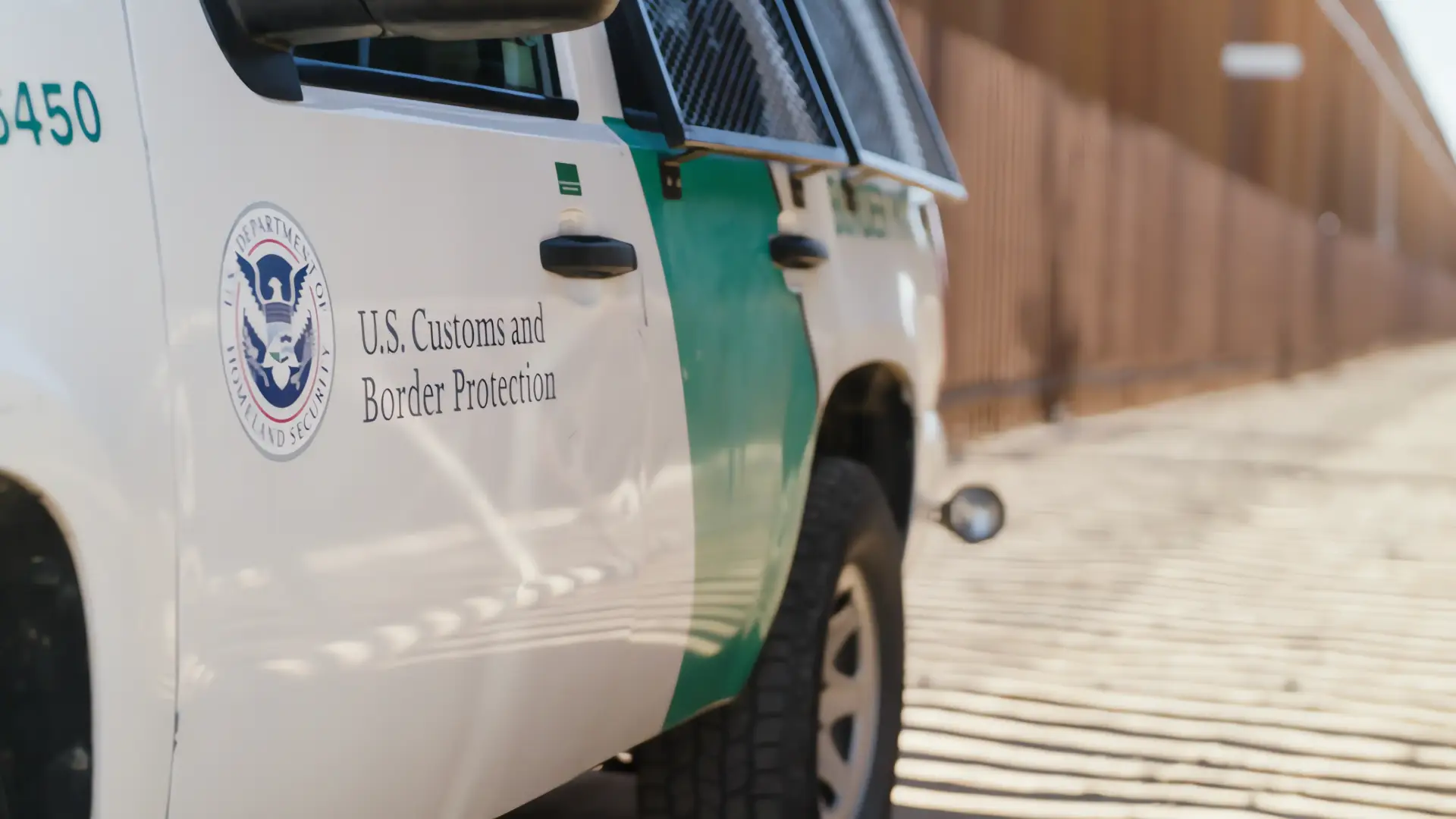 Violencia en la frontera de Arizona: tráfico humano y ataques a agentes
