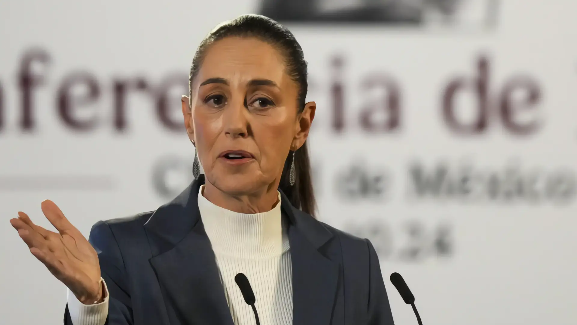 Repatriaciones voluntarias tras políticas de Trump: Sheinbaum reporta 75,000 casos
