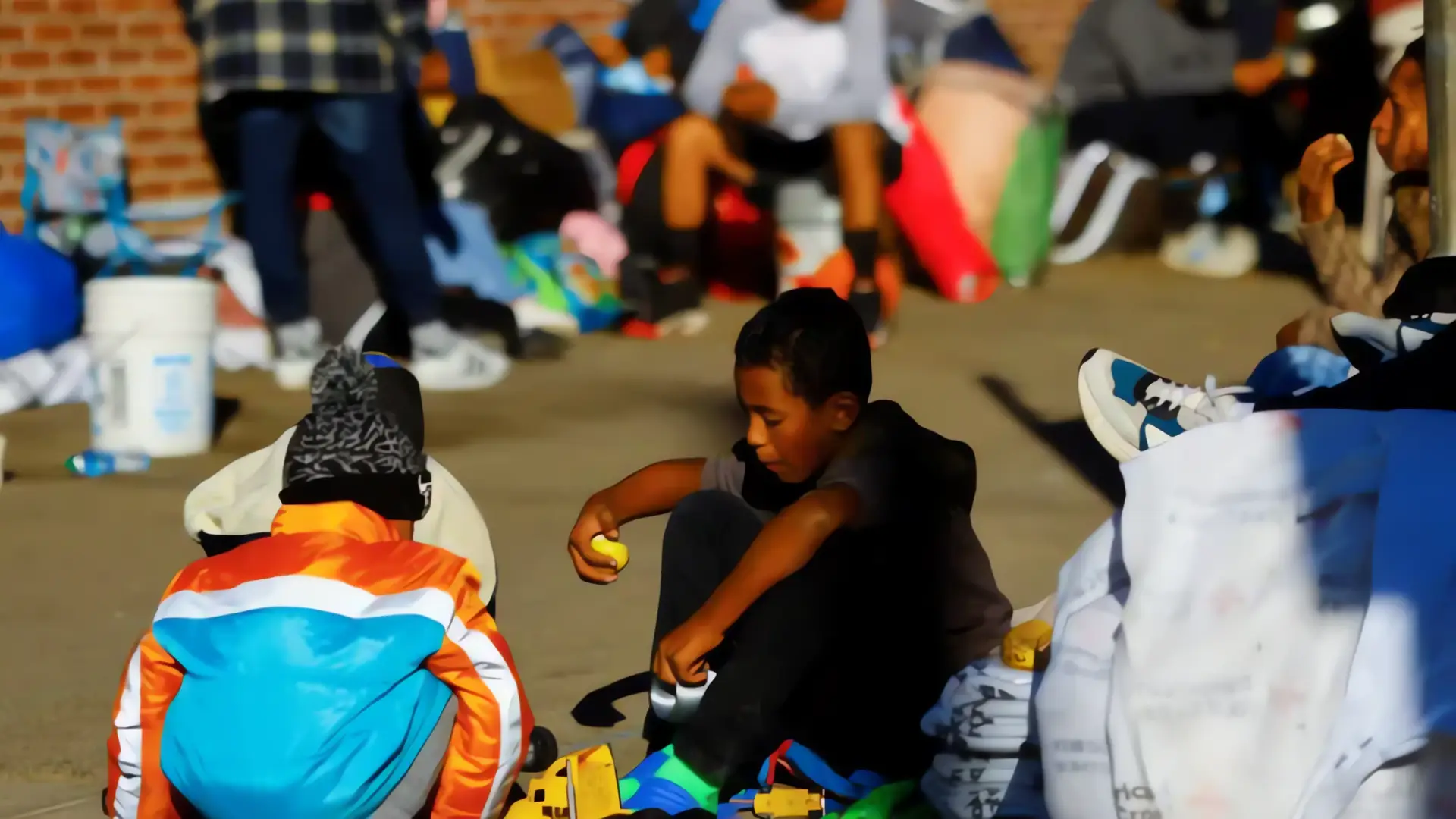 Indignación: Niños migrantes en centros de detención de EE.UU. sufren condiciones inhumanas