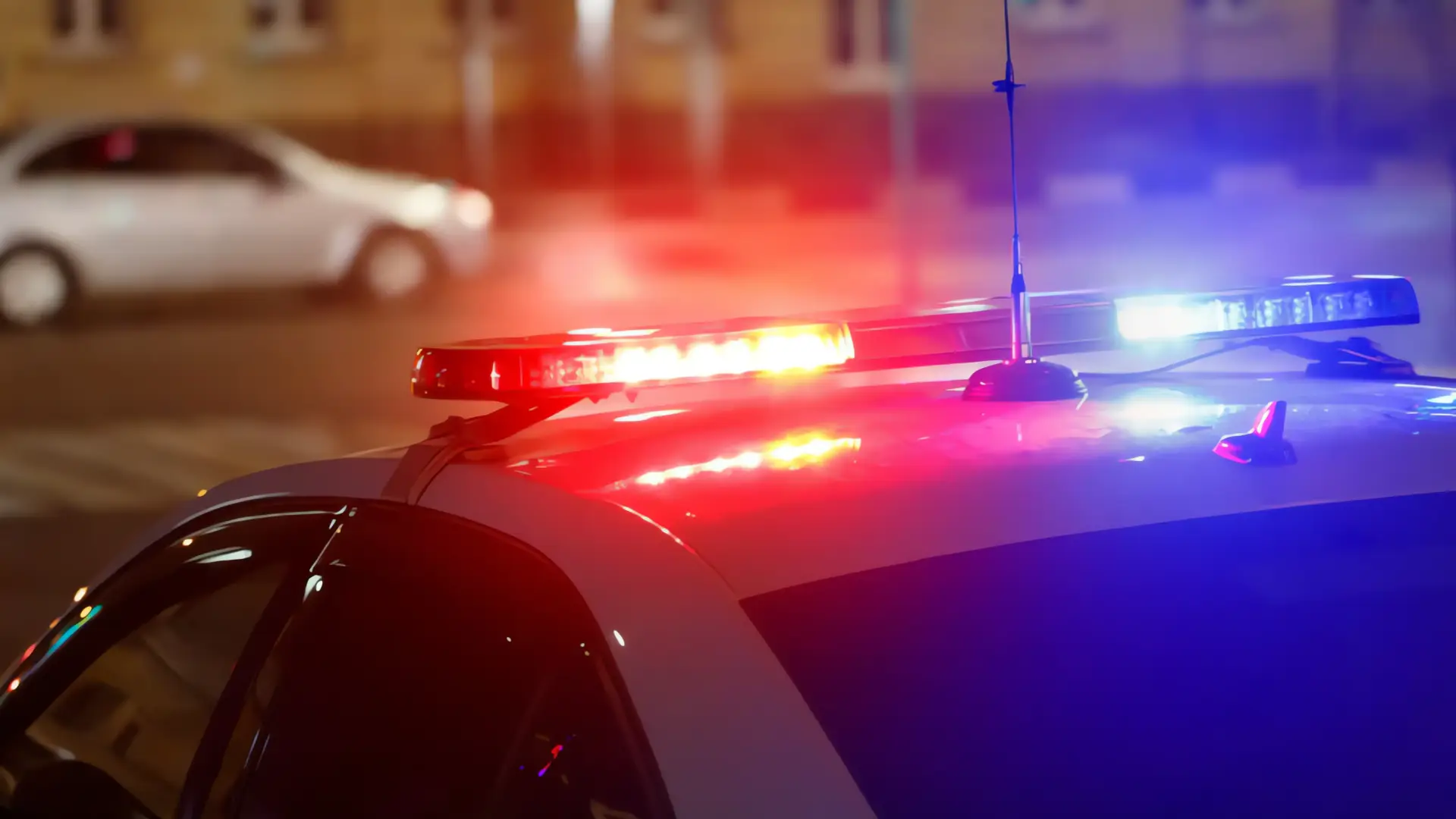 Doble crítica tras aparatoso choque en Phoenix
