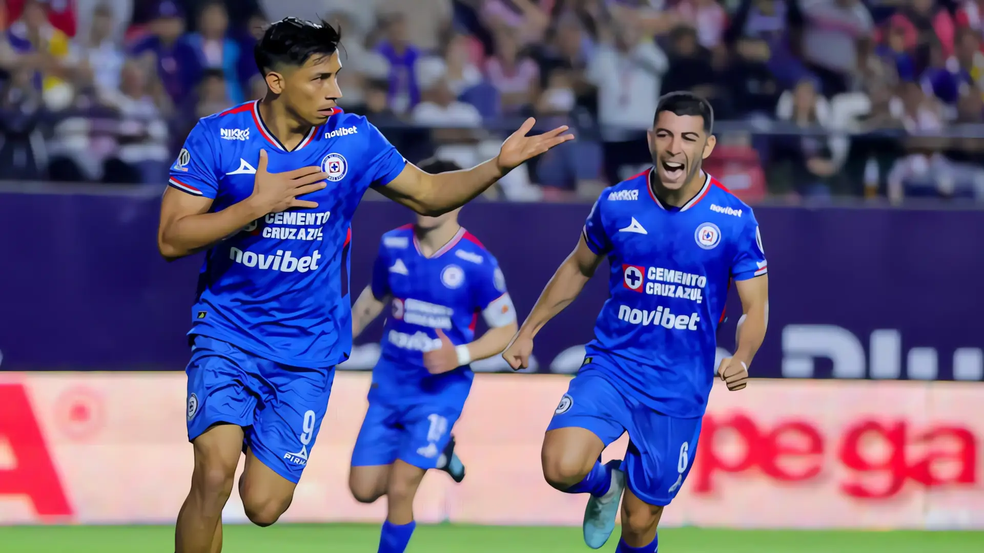 Cruz Azul golea a San Luis en el Alfonso Lastra

