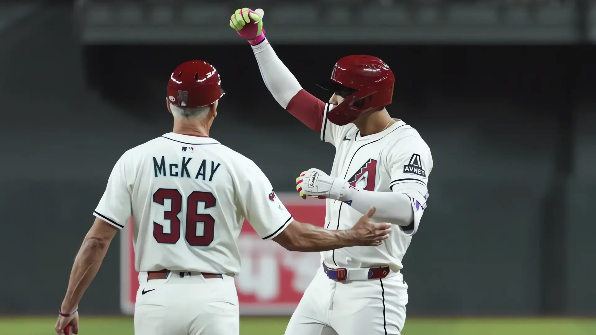 Duelo de pitcheo en Phoenix: Diamondbacks vs. Reds
