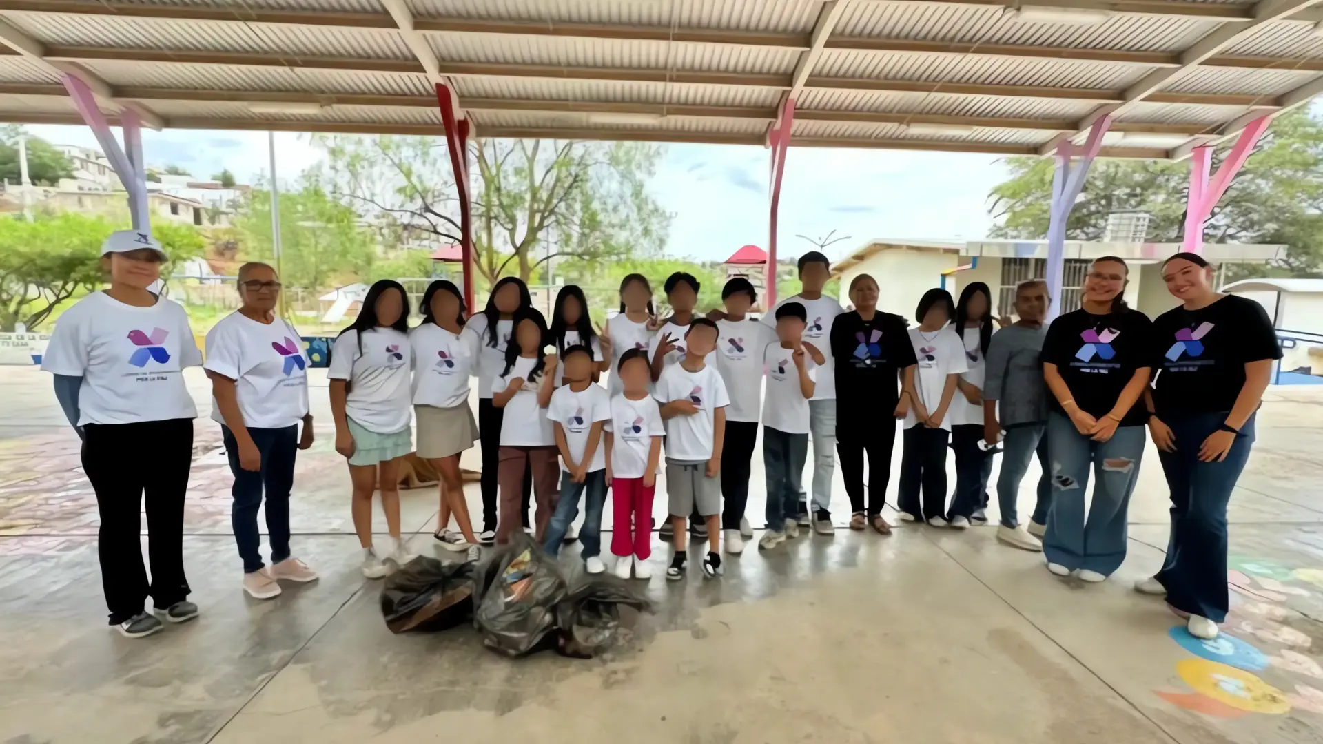 Jardín de niños "Sonora" recibe limpieza

