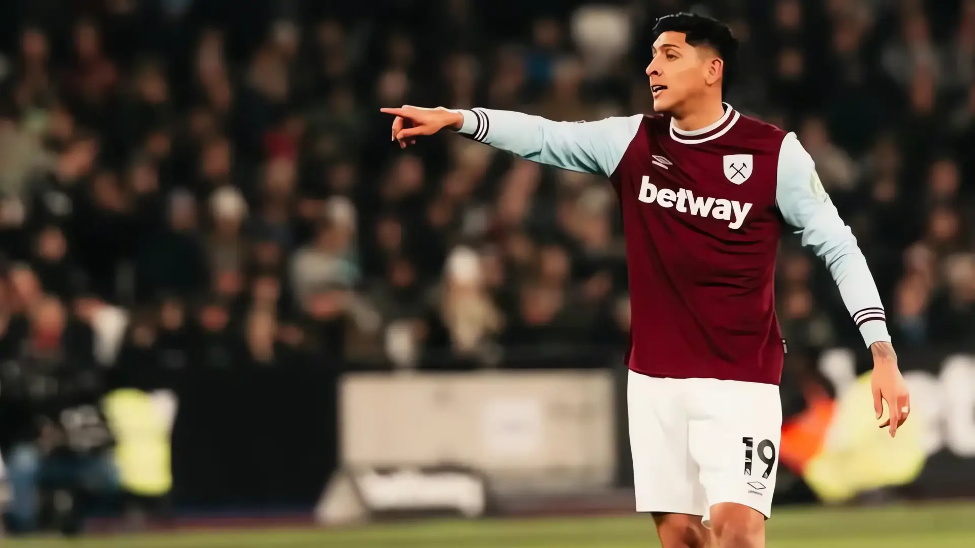 Álvarez cerca del Fenerbahçe: acuerdo inminente
