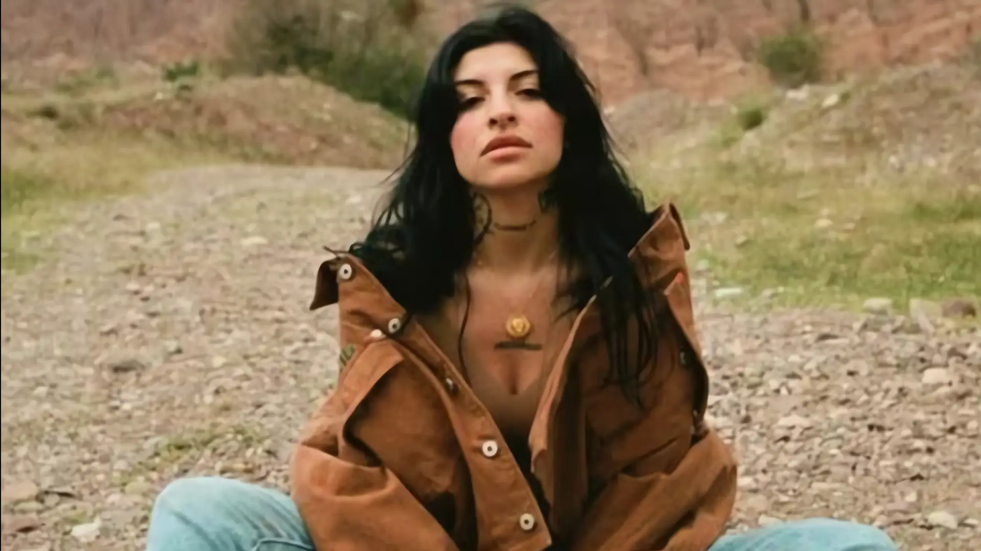 Cazzu regresa a plataformas exclusivas tras revelar dificultades económicas
