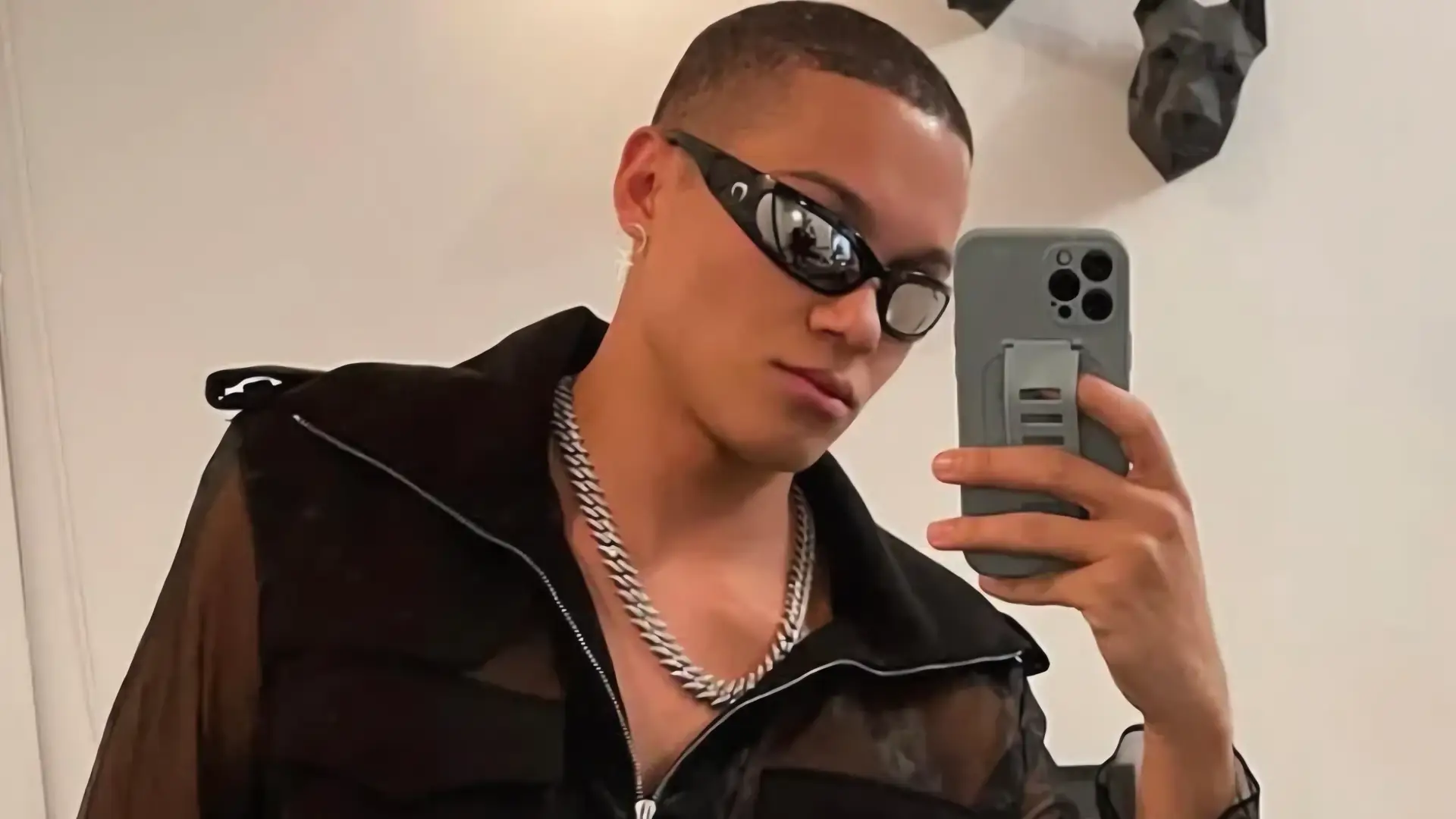 Muere modelo brasileña en hotel de lujo de Mykonos
