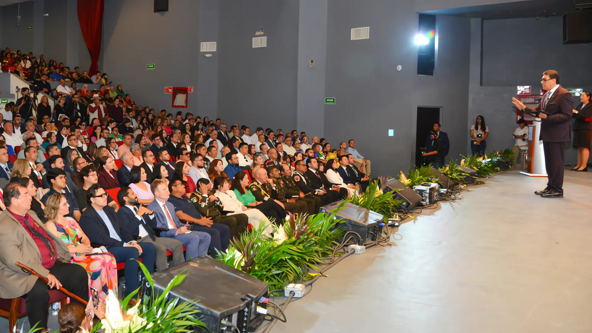 Primer Informe de Gobierno: Juan Francisco Gim Nogales