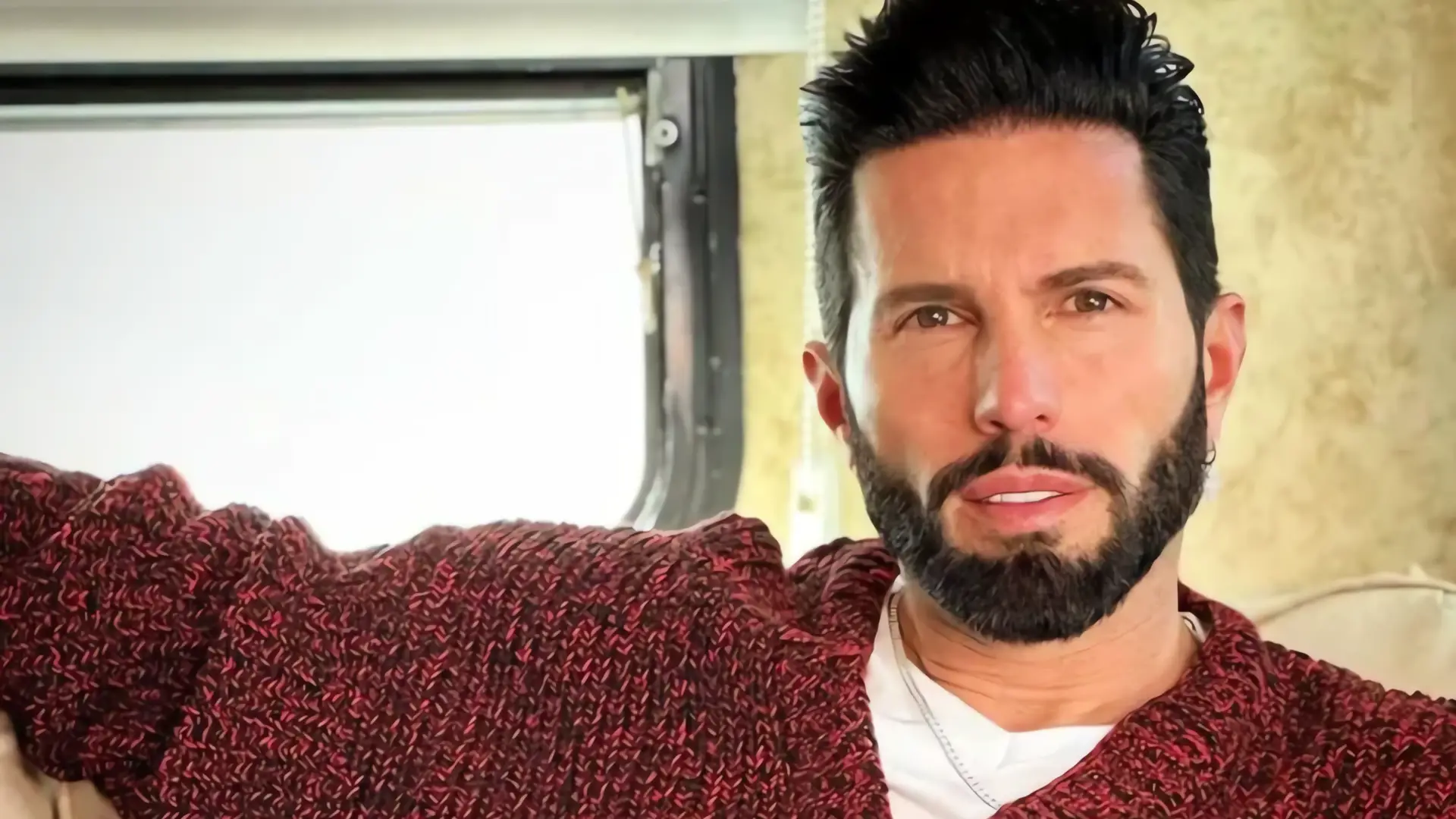 Poncho de Nigris: ¿Mensaje oculto en La Casa de los Famosos México?