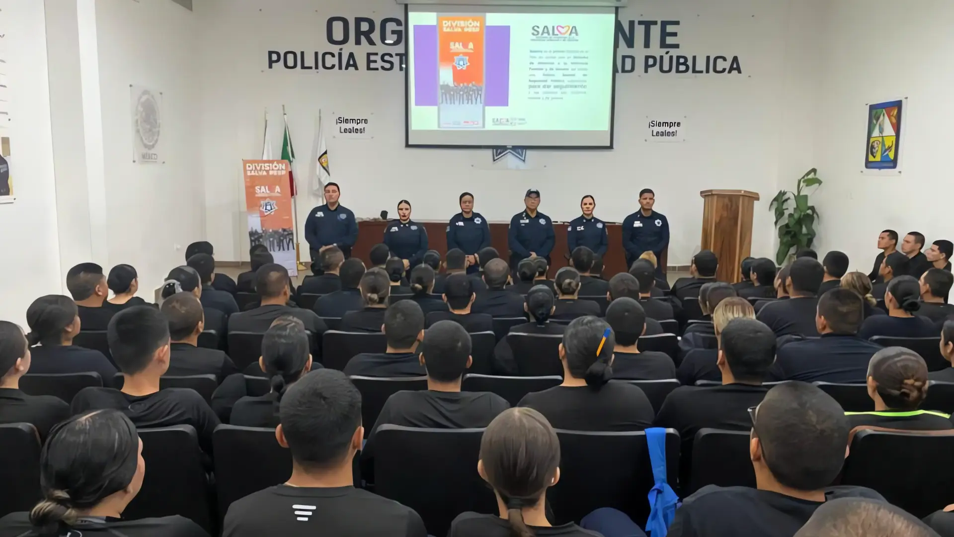 Más de 100 nuevos policías de Sonora se capacitan en atención a víctimas de violencia familiar