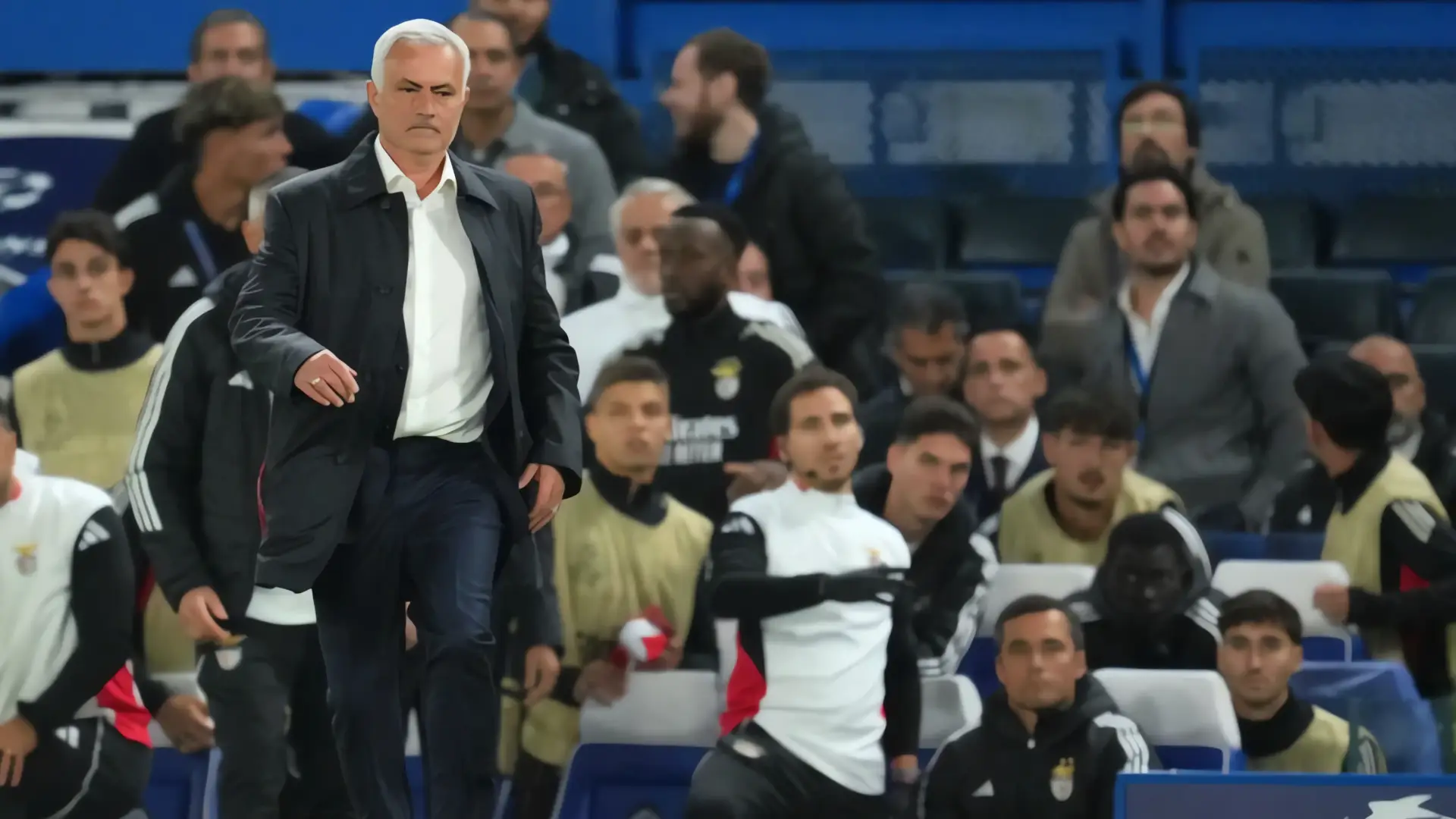 Mourinho vuelve a Stamford Bridge, la nostalgia no evita la derrota