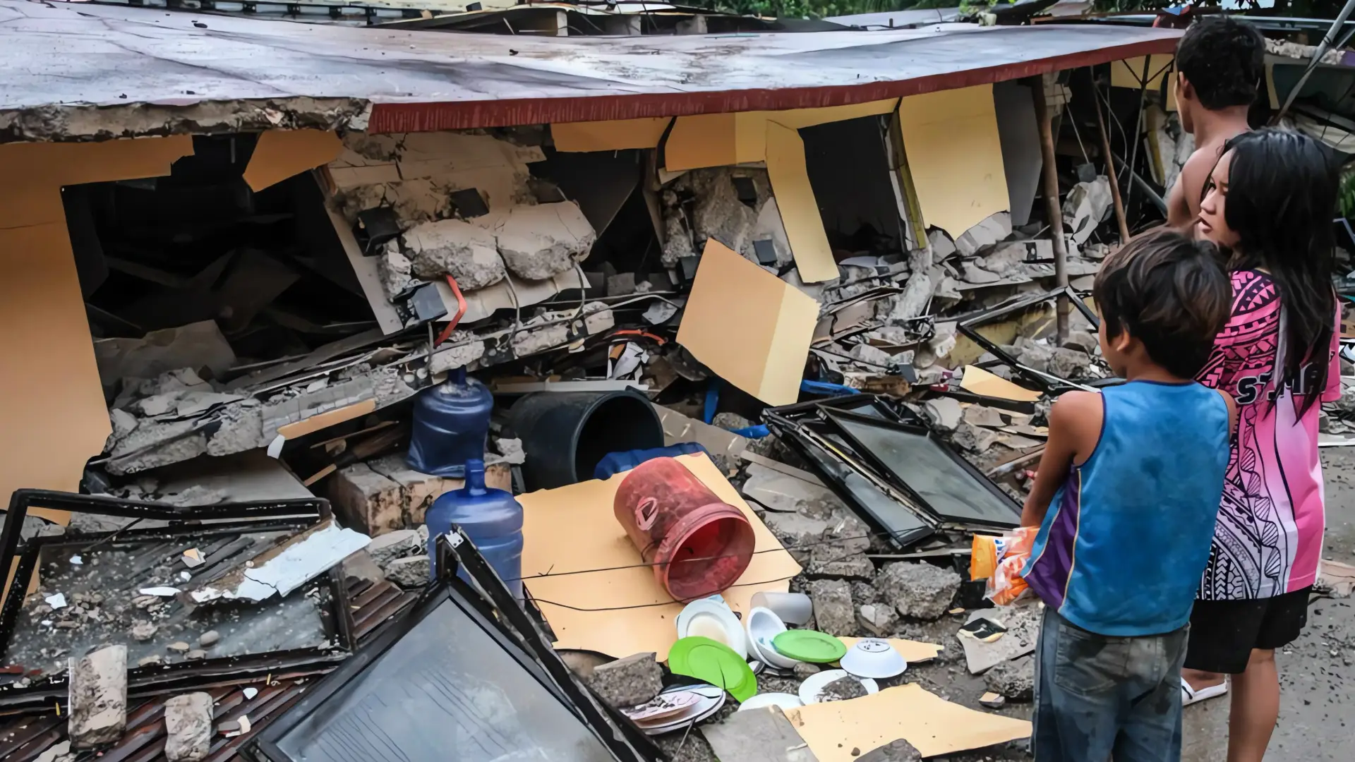Se elevan a 69 los muertos por sismo en Filipinas; hospitales en Cebú están al límite