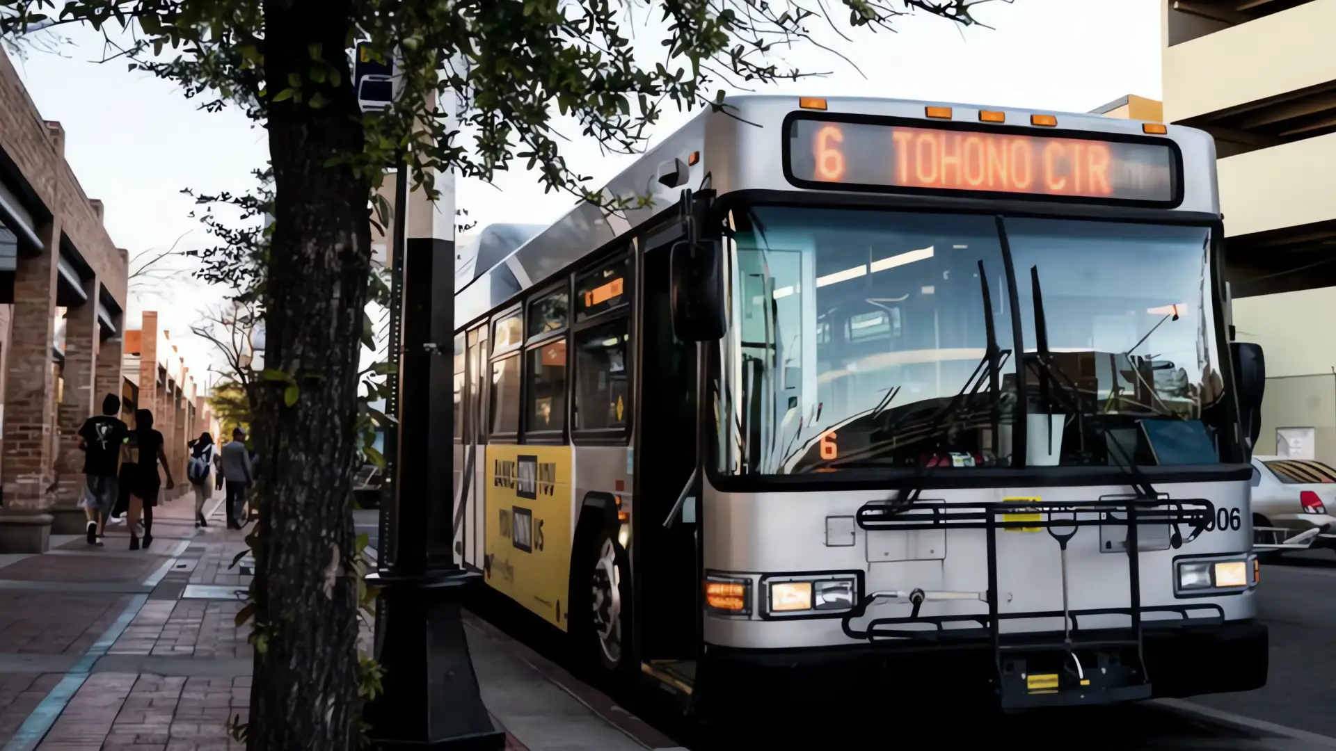 Machetes en el Sun Tran: Incidentes de violencia en el transporte generan alarma en Tucson