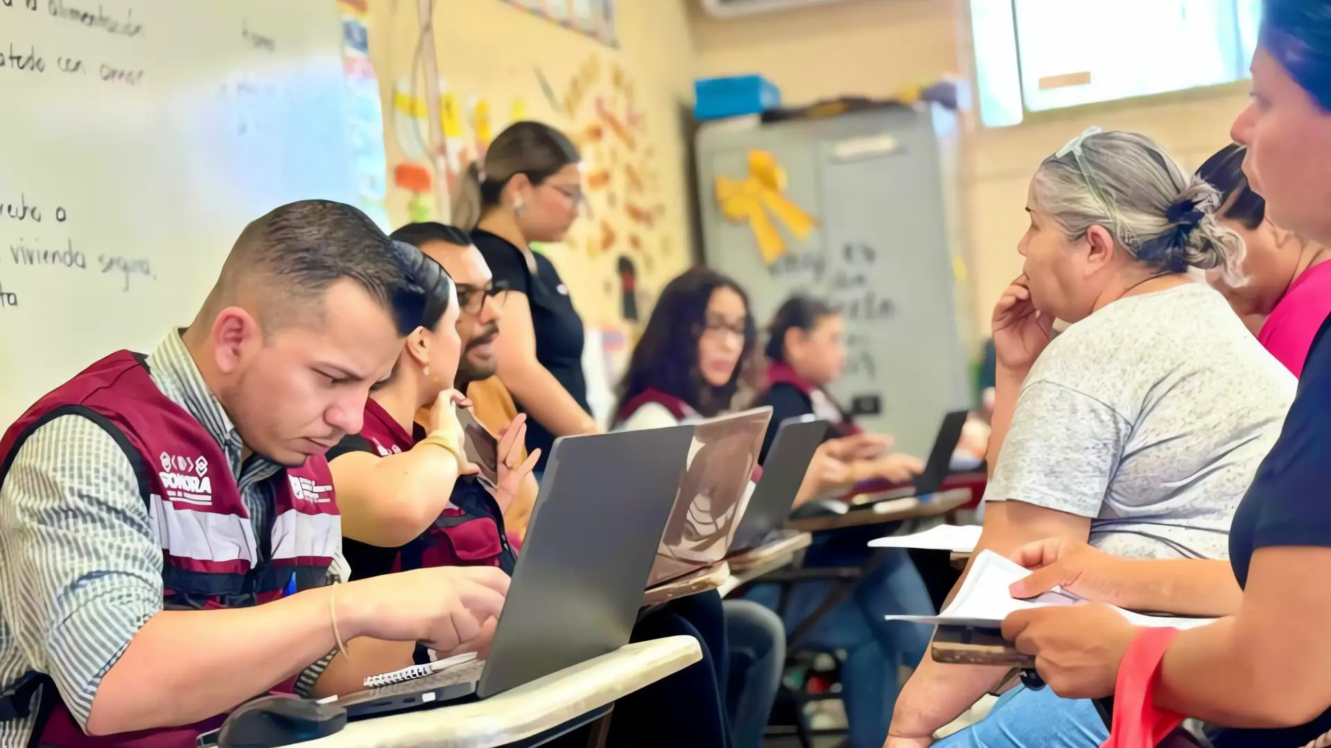 Llevan Becas Sonora de Oportunidades a 10 municipios para apoyar a más de 41 mil estudiantes