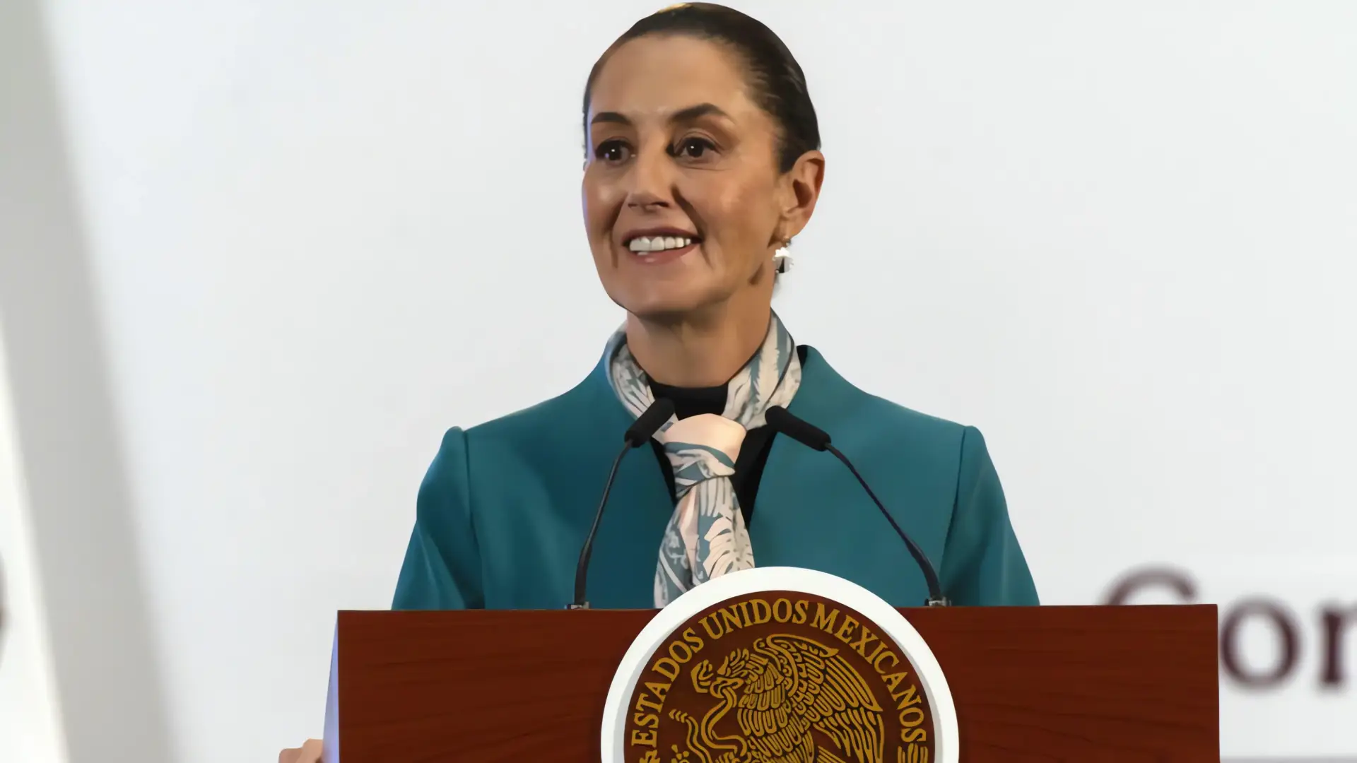 Sheinbaum anuncia récord histórico en recaudación fiscal, superando los 500 mil millones de pesos