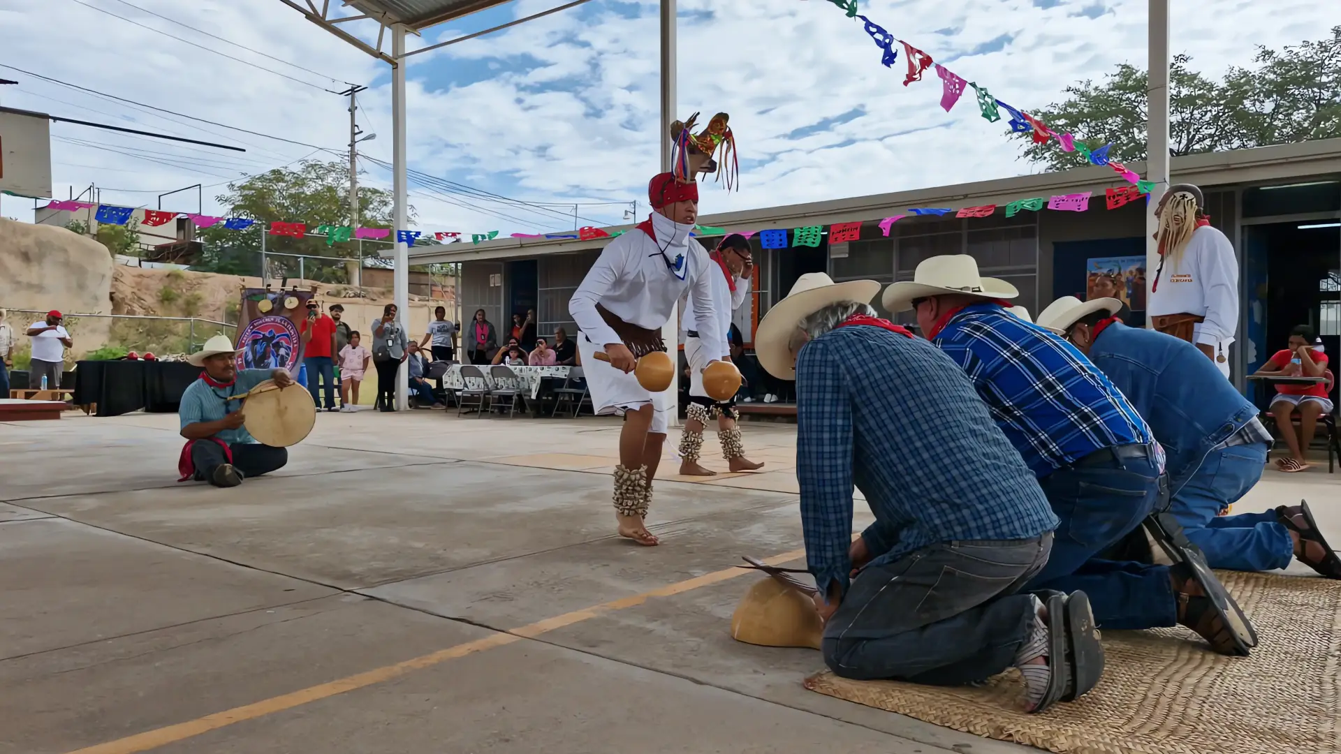 Grupo Saylam Yoremen de la Frontera preserva tradiciones Mayo en encuentro cultural en Nogales