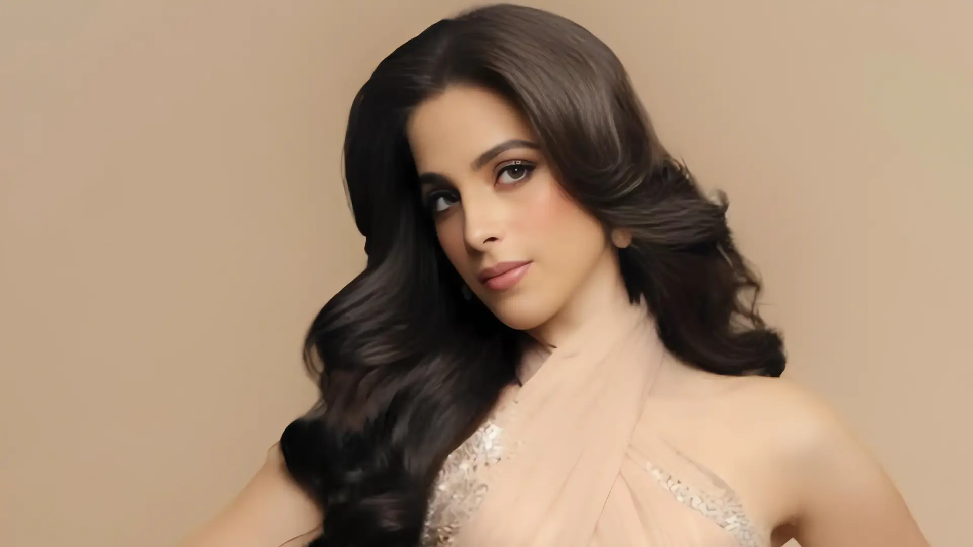 Fátima Bosch representa a México en Miss Universo 2025 con un enfoque en el talento nacional