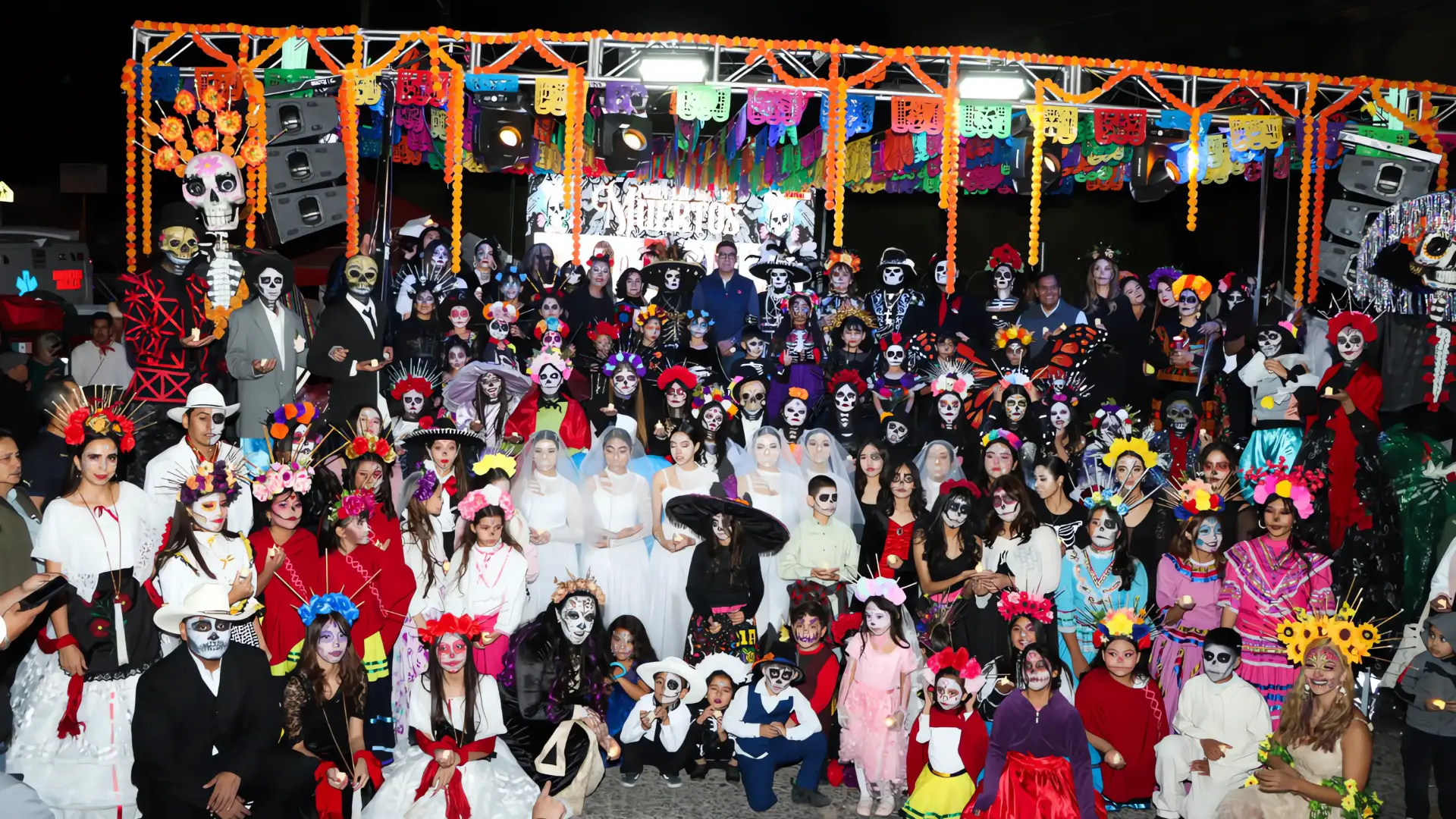 Nogales honra a sus muertos con tradición, arte y solidaridad