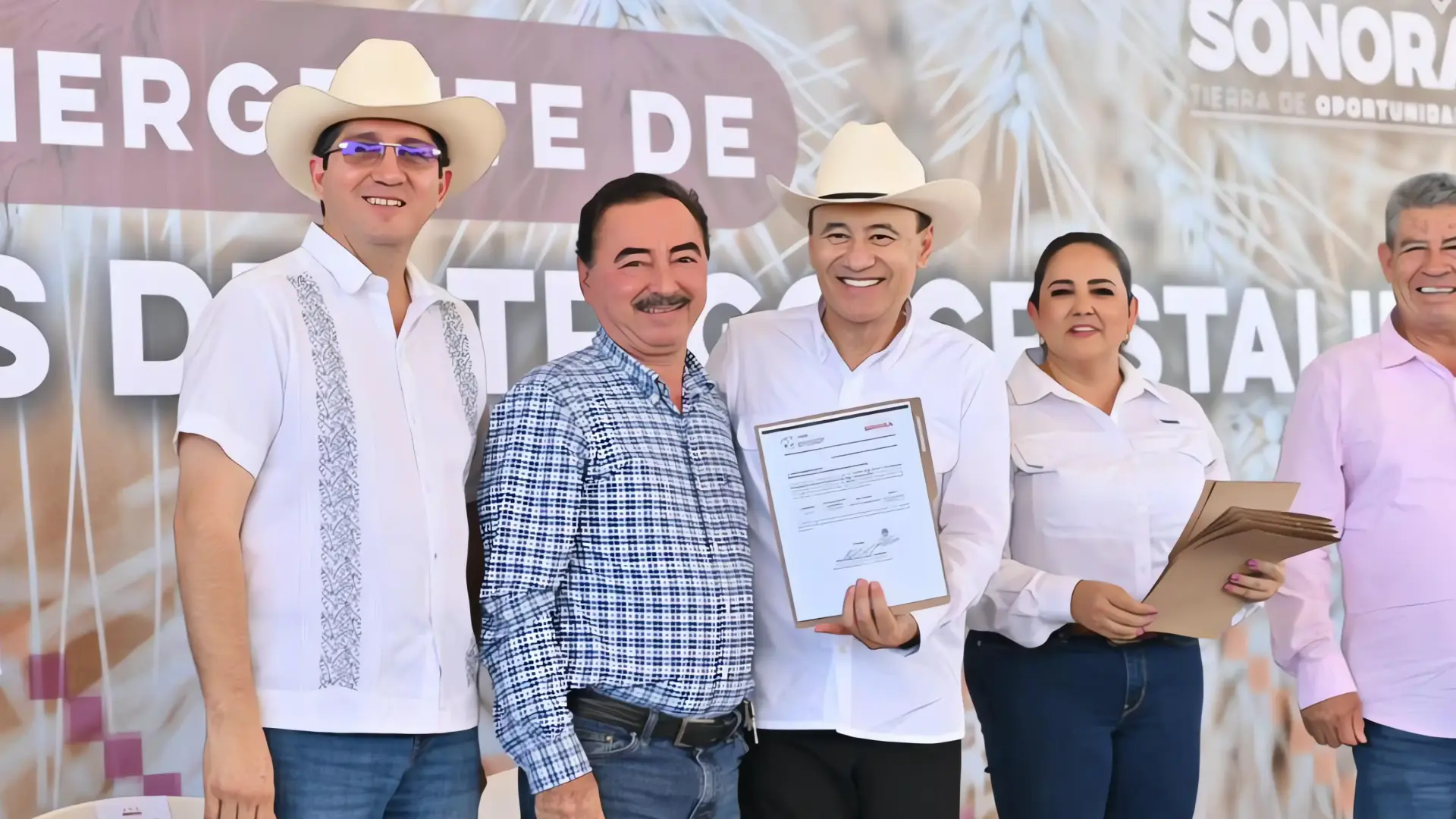 Inversión millonaria en el sur de Sonora: Alfonso Durazo refuerza el campo, salud y becas en Navojoa
