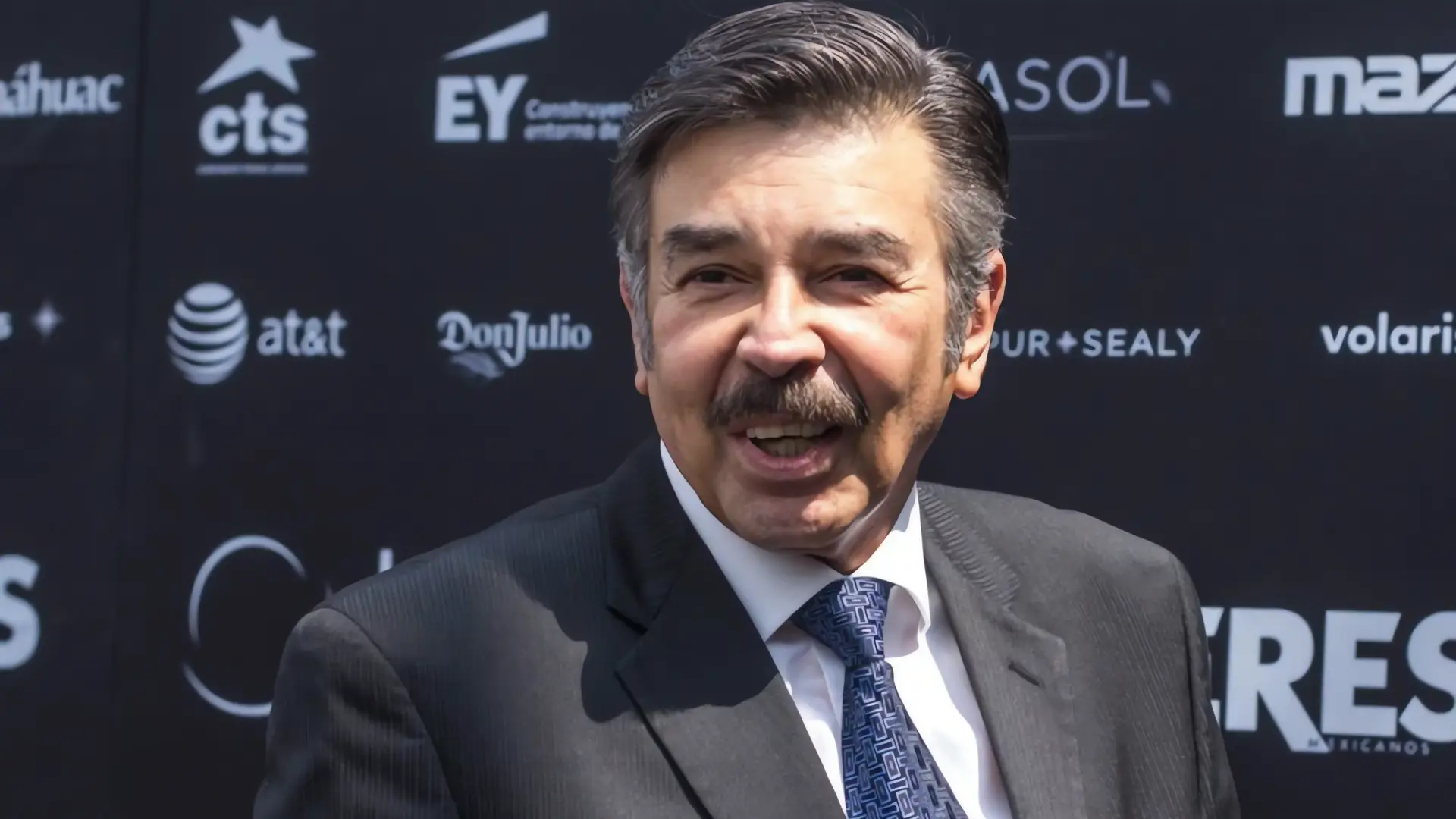 Jorge Ortiz de Pinedo organiza fiesta mexicana para apoyar a Casa del Actor