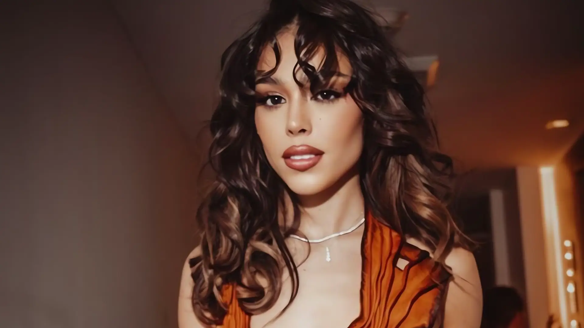 Danna Paola es Nombrada "Mujer del Año 2025" por la Revista Glamour