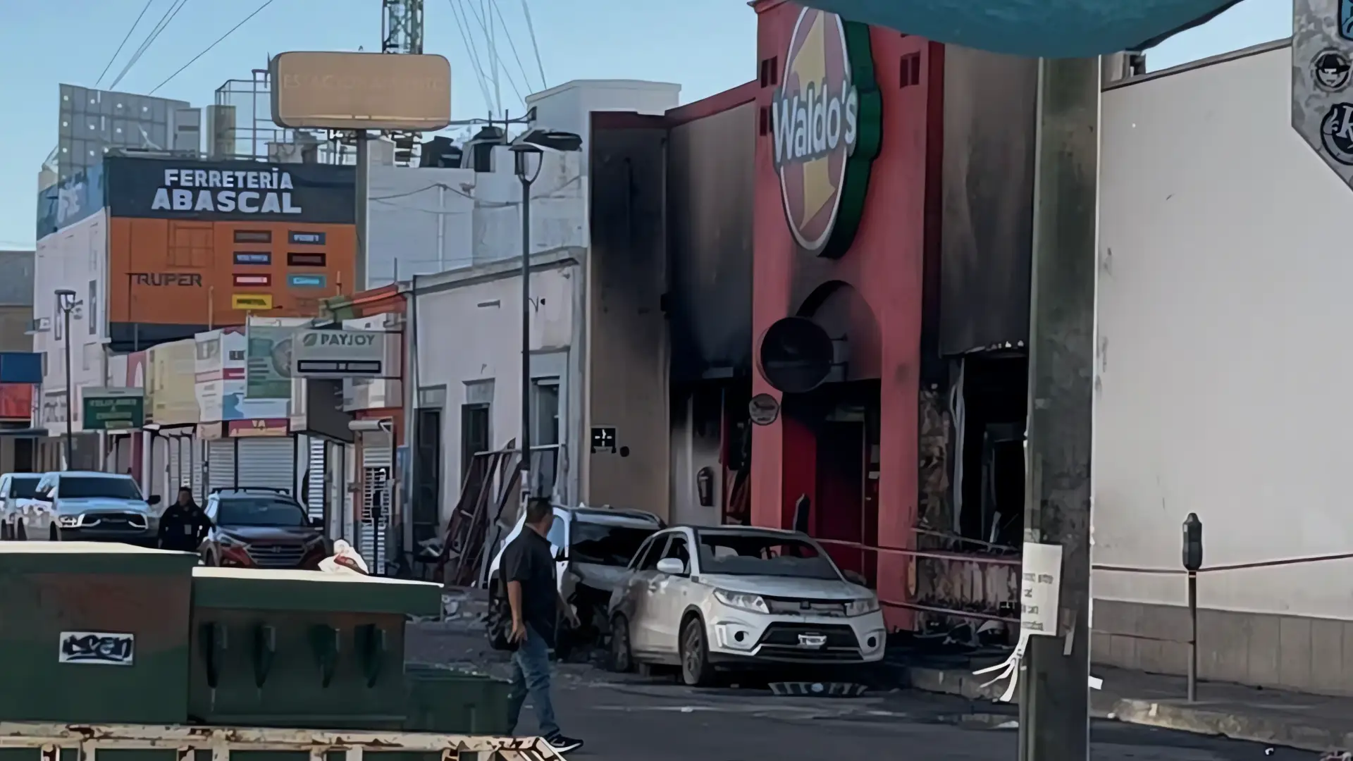 Reabren más de 25 comercios en el centro de Hermosillo tras incendio de Waldo’s