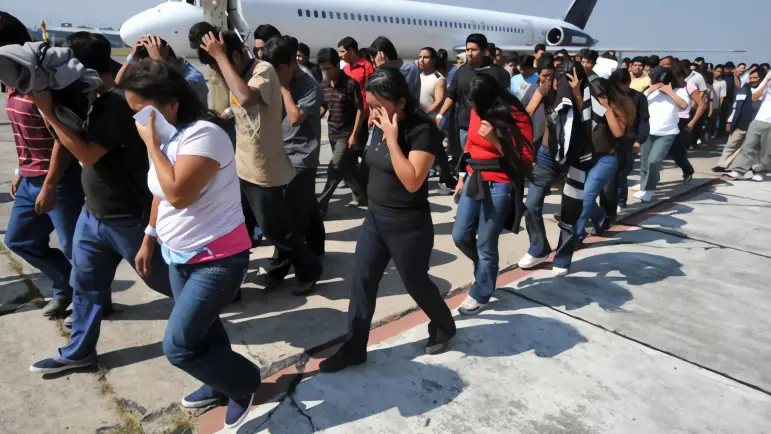 Aumenta el temor a deportaciones masivas de México desde EEUU Nuevo día