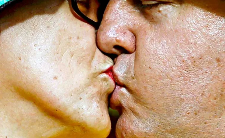 El beso más largo de la historia fue de 58 horas; hoy el Día del Beso